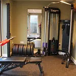 Sunnycroft - Hot Tub Hire Available, Fitness Centre, Free Parking